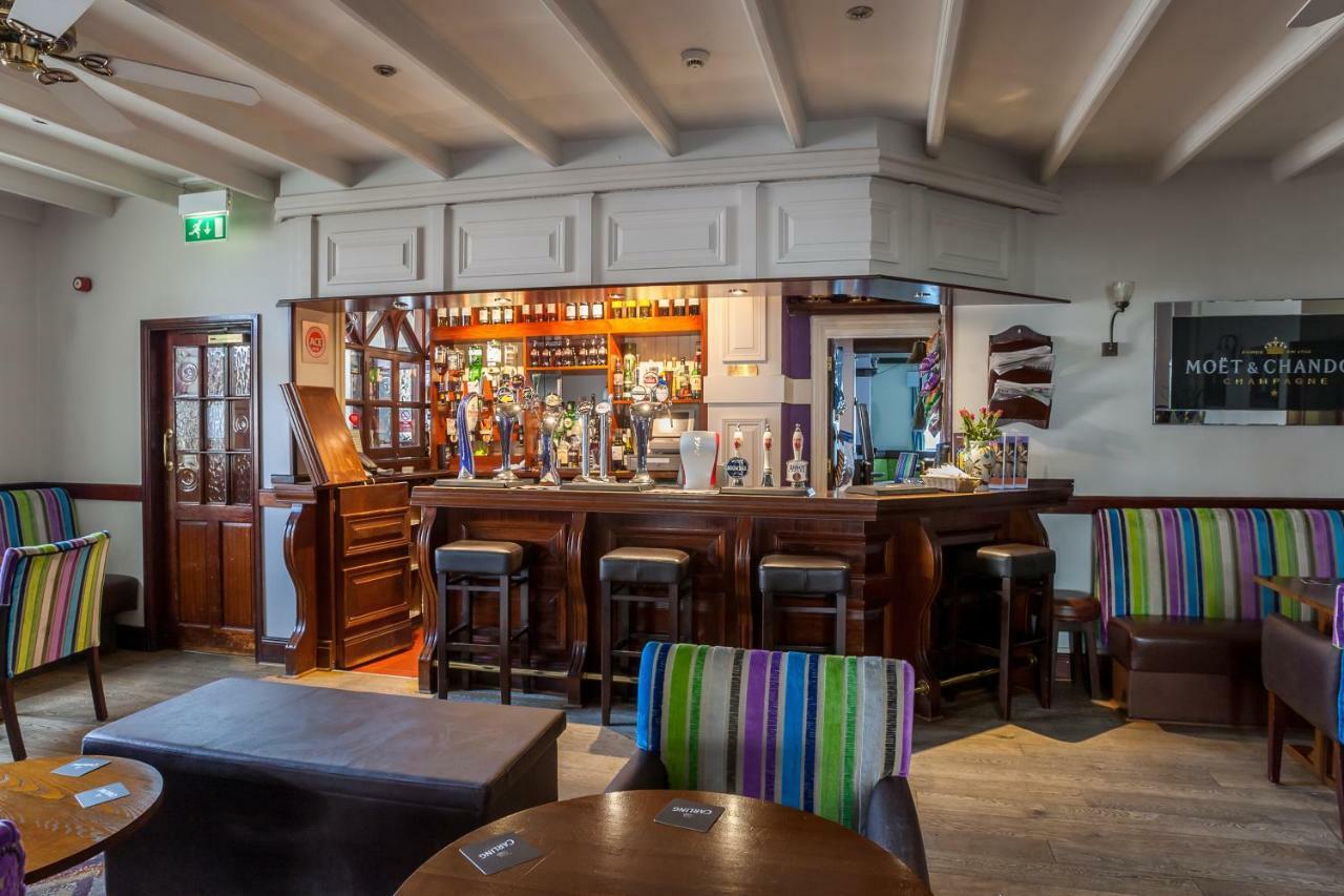 The Masons Arms Hotel Bridgend  Esterno foto